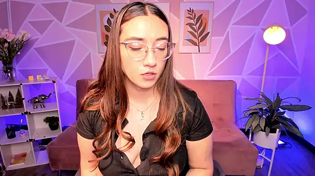 _RosieRider - Play with ice in boobs and mouth