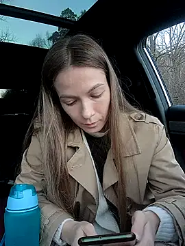 CompactBaby - PUSSY PLAY IN CAR