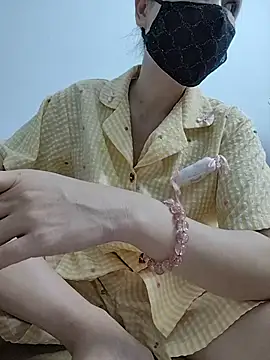 Aline_lind