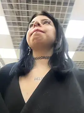 LishuMeow - DIVINE SQUIRT NOW IN PUBLIC