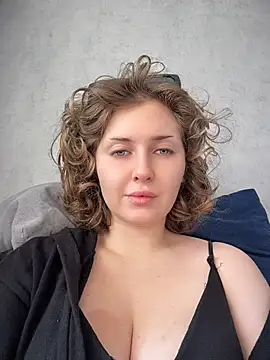 KellyKeler - Lick My Nipples Slowly \ naked TITS😈
