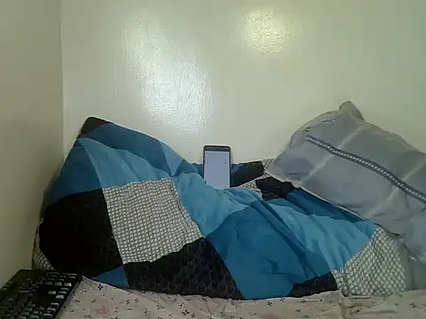 Miss_liana8 - dildo in pussy