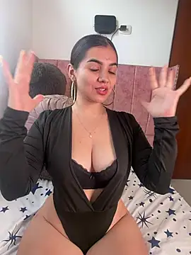 Estrella22 - suck my tits