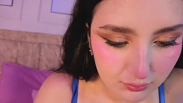 Zoe_moon__