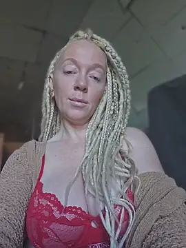 LilyWilder - FLASH BOOBS + 🎁 LT