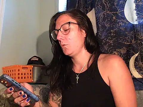 Xnaomifox - Use new toy