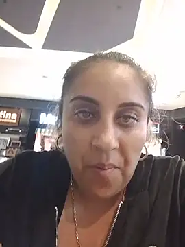 Antoniasweety - make my finger4 pussy