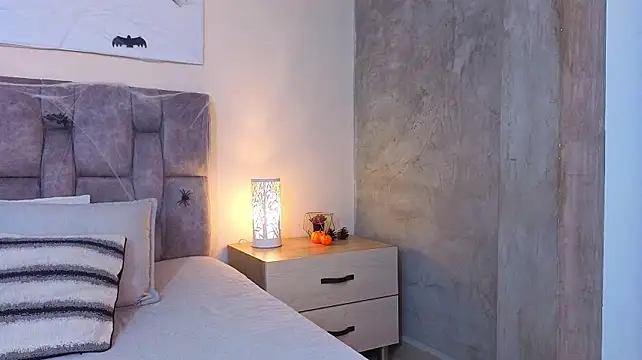 Emma_gatess - Big squirt
