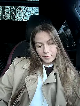 CompactBaby - PUSSY PLAY IN CAR