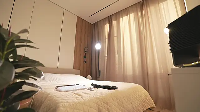 Noctivelle - spank me x10