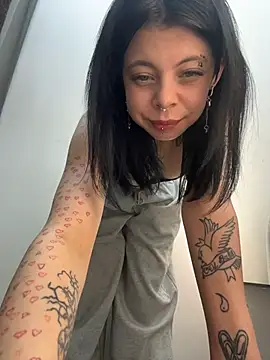 LishuMeow - DIVINE SQUIRT NOW IN PUBLIC