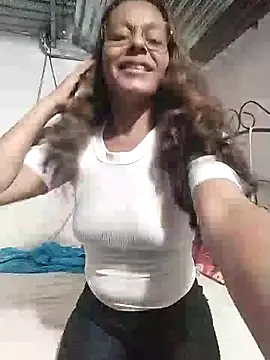 Britany_G - Agua por mi vagina
