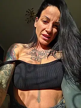 EmilyDiazofficial