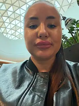 Beautydiamond - Pinch nipples hard in full mal