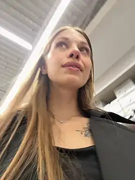 Olivia_Jemison - Lick + suck my nipples in STORE