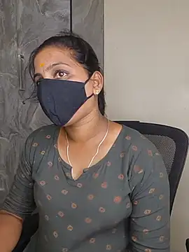 Tamil_Lovely_Cindrellaa - boobs show 5 minutes 😋😍🤤🥵