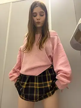 Lunabelle_ - risky doggy w panties down on floor