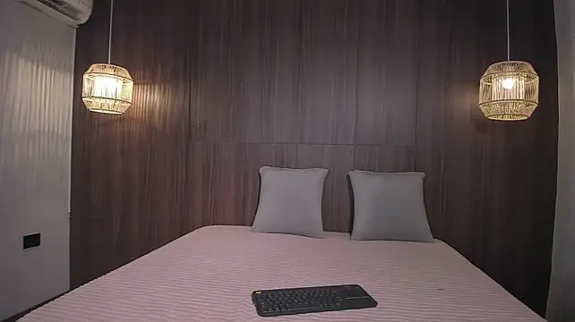 Ana_beckett - FINGER IN MY HOT PUSSY WET 💦💦