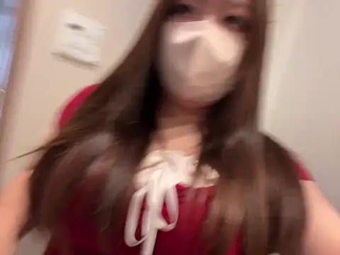 Atashi_Hcup - Iカップトップス脱いでおっぱい公開❣️