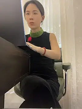Zoe-520