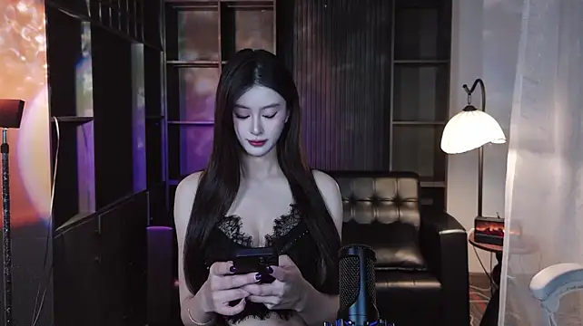 Elowen-8 - 😍激情四射M腿揉胸