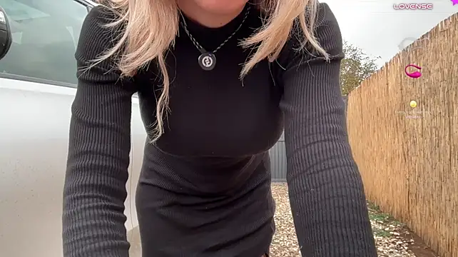 Livia777 - nice guys make girls cum first xx