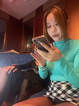 Luck6688 - 🐰户外黑丝包臀短裙漏一只乳房诱惑🫦