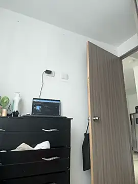LauraCadwell - HEY LAURA STREPTEASE + NAKED