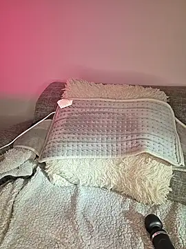 Nicky-Blue - LT get 2min toy Control