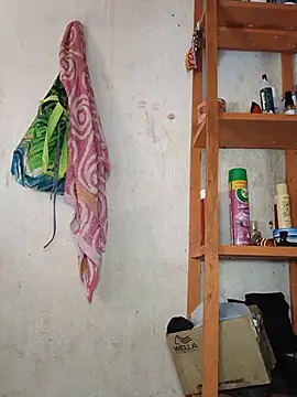 Bela14 - 100 sentada no dildo