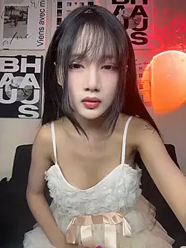 Xiaoxiao1001 - 撕胸贴 五分钟