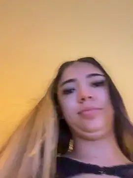 HoneyMollyX - SUCK MY FINGERS SLOWLY + LOOK AT U 😈
