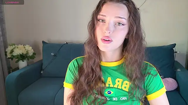 Eva_Saylor - Twerking with a naked butt