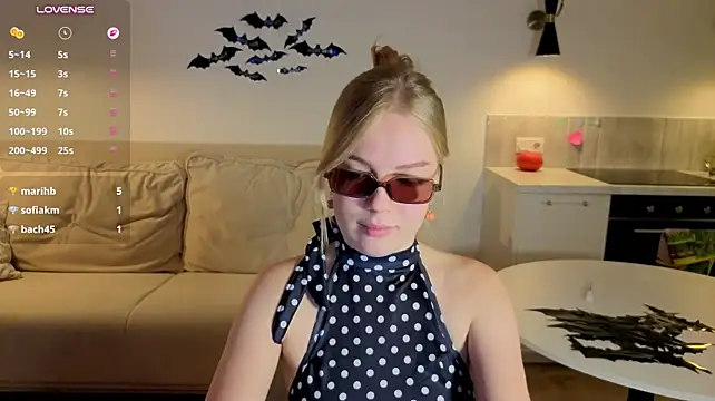 LittleForestELF2 - oil boobs