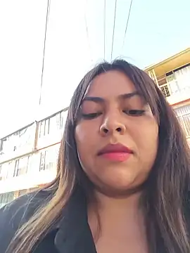 OUTDOORS_VELEN - Showing boobs to a stranger ❤️‍🔥🍒