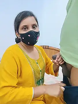 Your___Riya - Flash ass hole in public 🌺💋