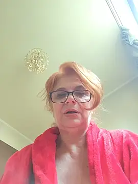 GiselleFox - Play pussy in shower🫧🫧🫧🫧😈😈😈