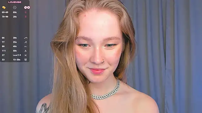 MaireLanda - camel toe + massage + cum