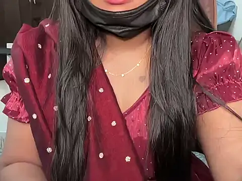 Saranyatelugu9 - cream on boobs