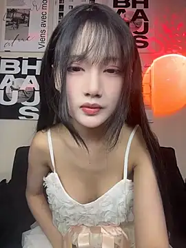 Xiaoxiao1001 - 撕胸贴 五分钟