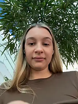SashaCatt - Masturbation completely naked💋