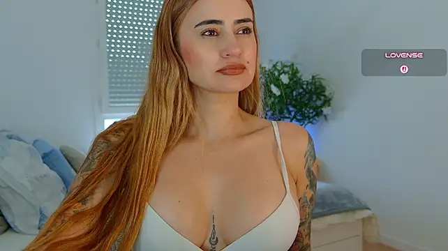 Pennyyy_ - naked and cum