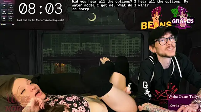 Webzandkordz - Upside downFacefuck Cumshow @ Goal!
