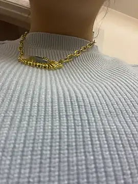 AdelRich - Nacked tits on pubic