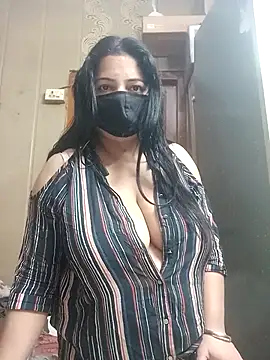 Hotandhornybhabhi - boobs show