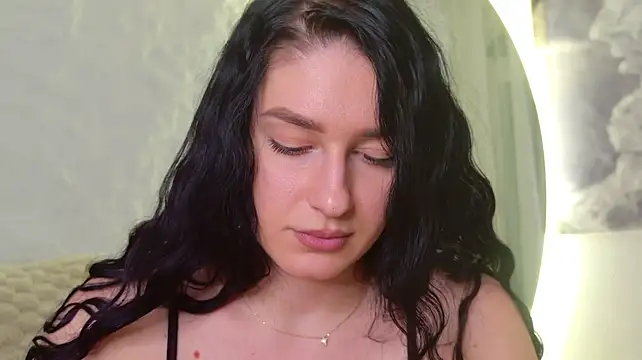 Moniqque