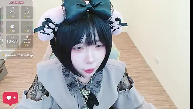 JOJOSAMA0813 - 穿情趣衣播到下班