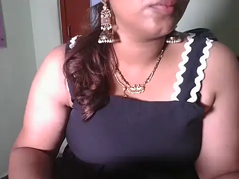 Tamil_Shailu - Lush