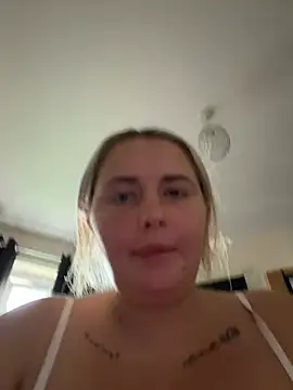 CurvyBaby14 - Make me squirt