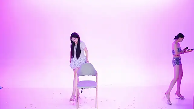 LY-OO1 - 最后一关换装舞